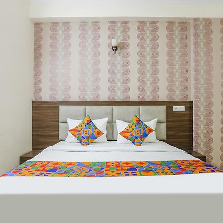 Fabhotel Corporate Stay نويدا المظهر الخارجي الصورة