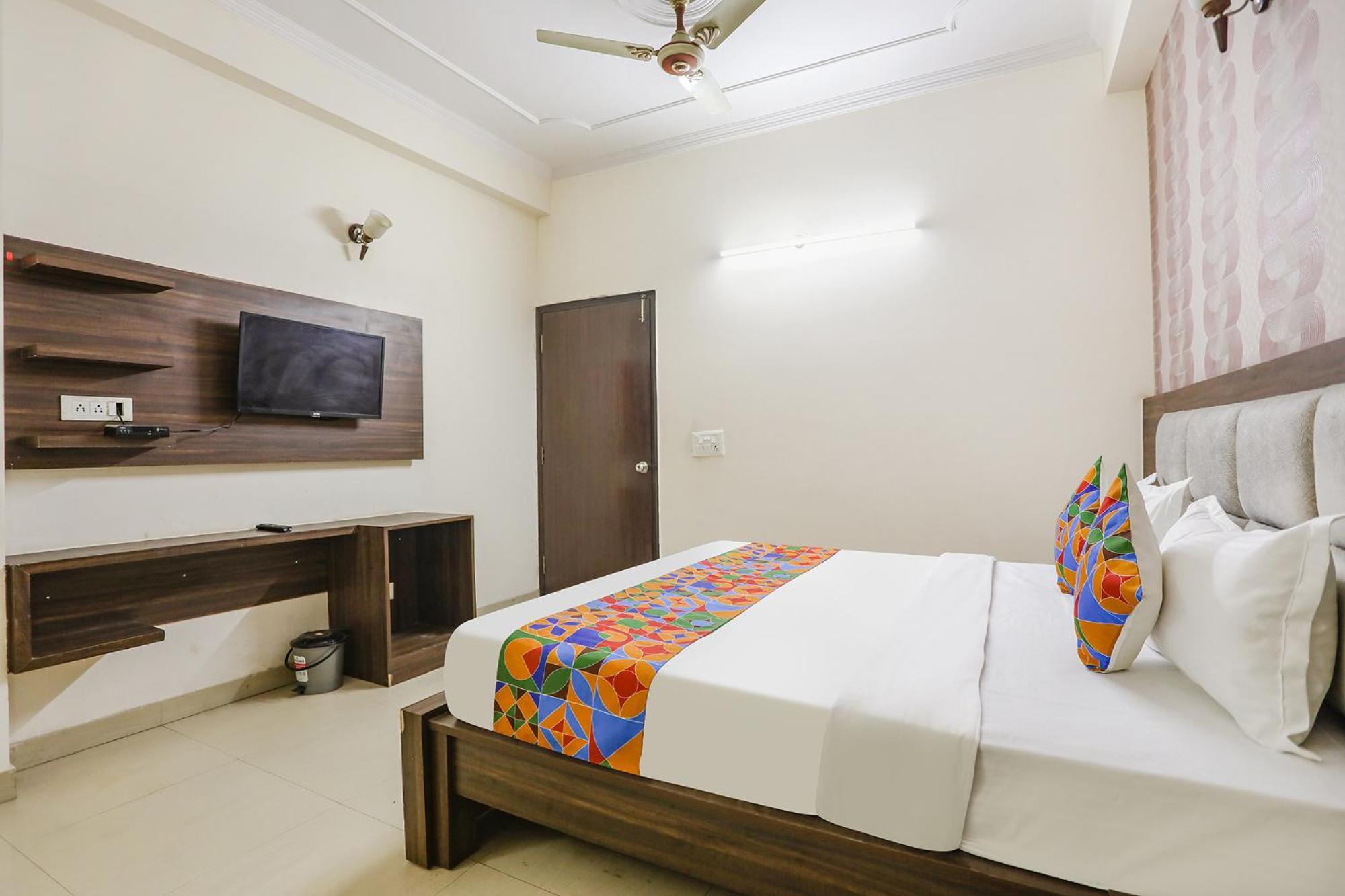 Fabhotel Corporate Stay نويدا المظهر الخارجي الصورة