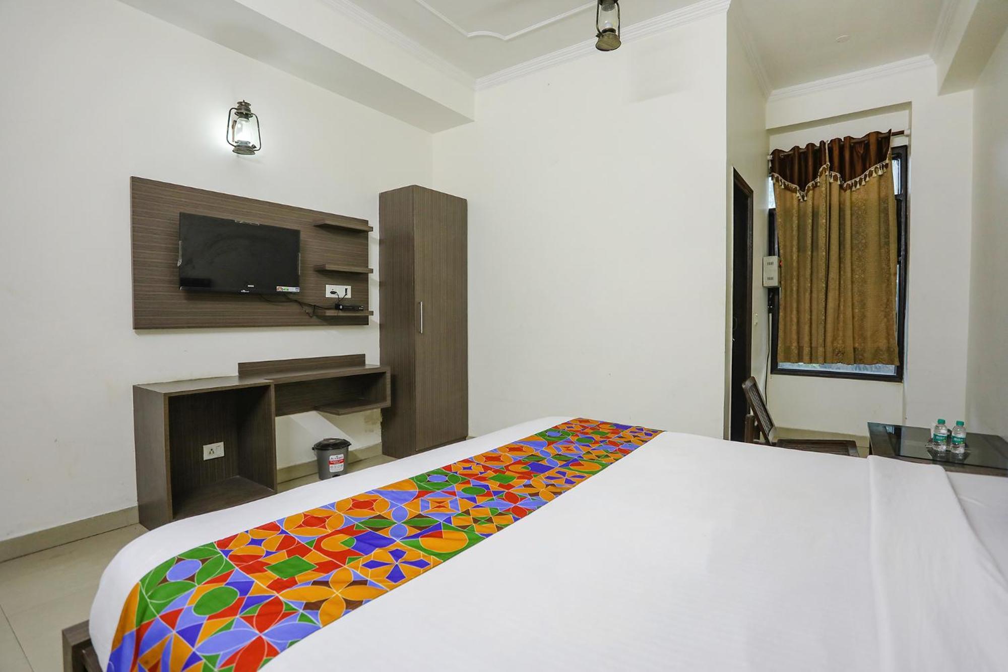 Fabhotel Corporate Stay نويدا المظهر الخارجي الصورة