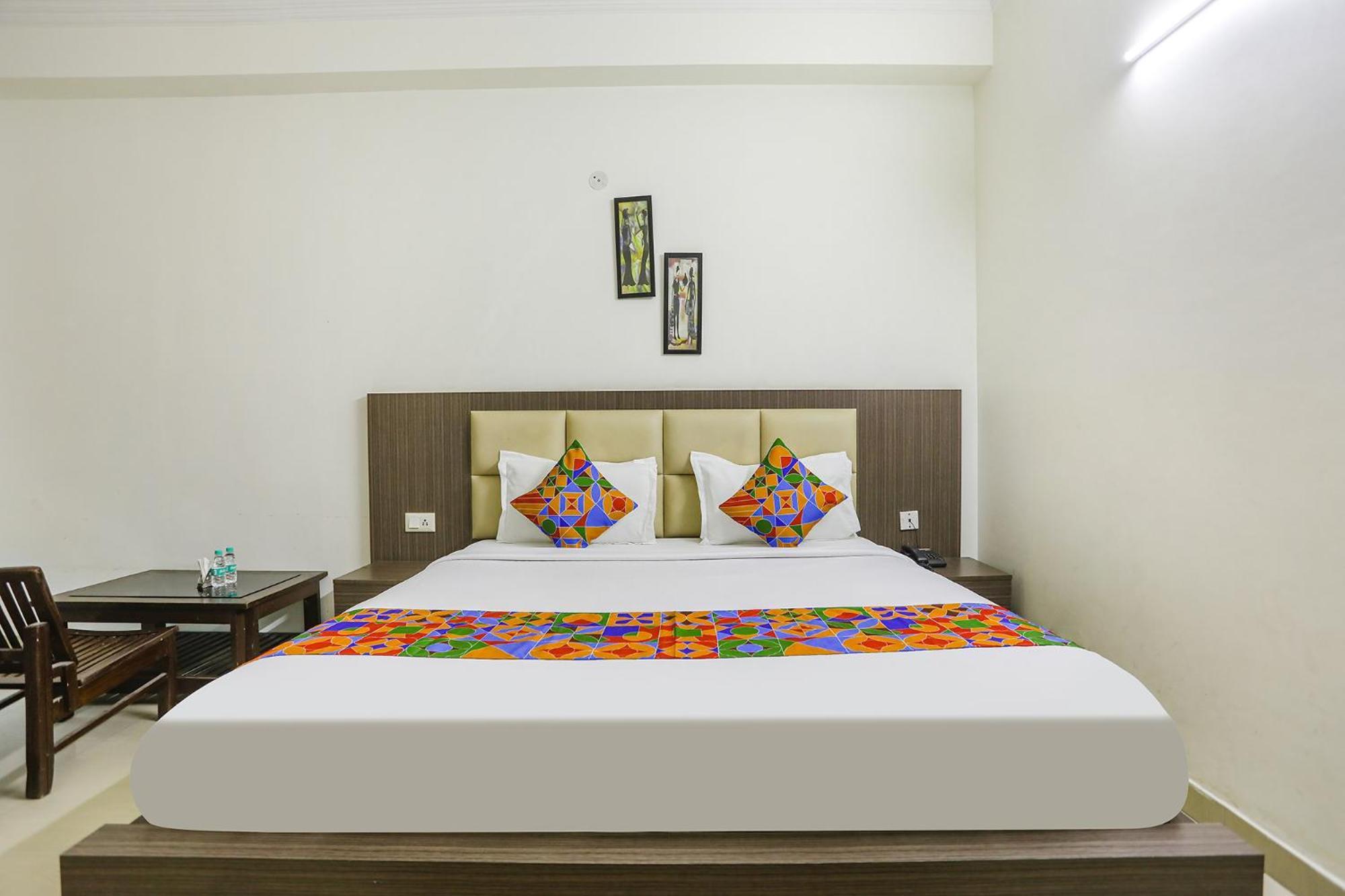 Fabhotel Corporate Stay نويدا المظهر الخارجي الصورة