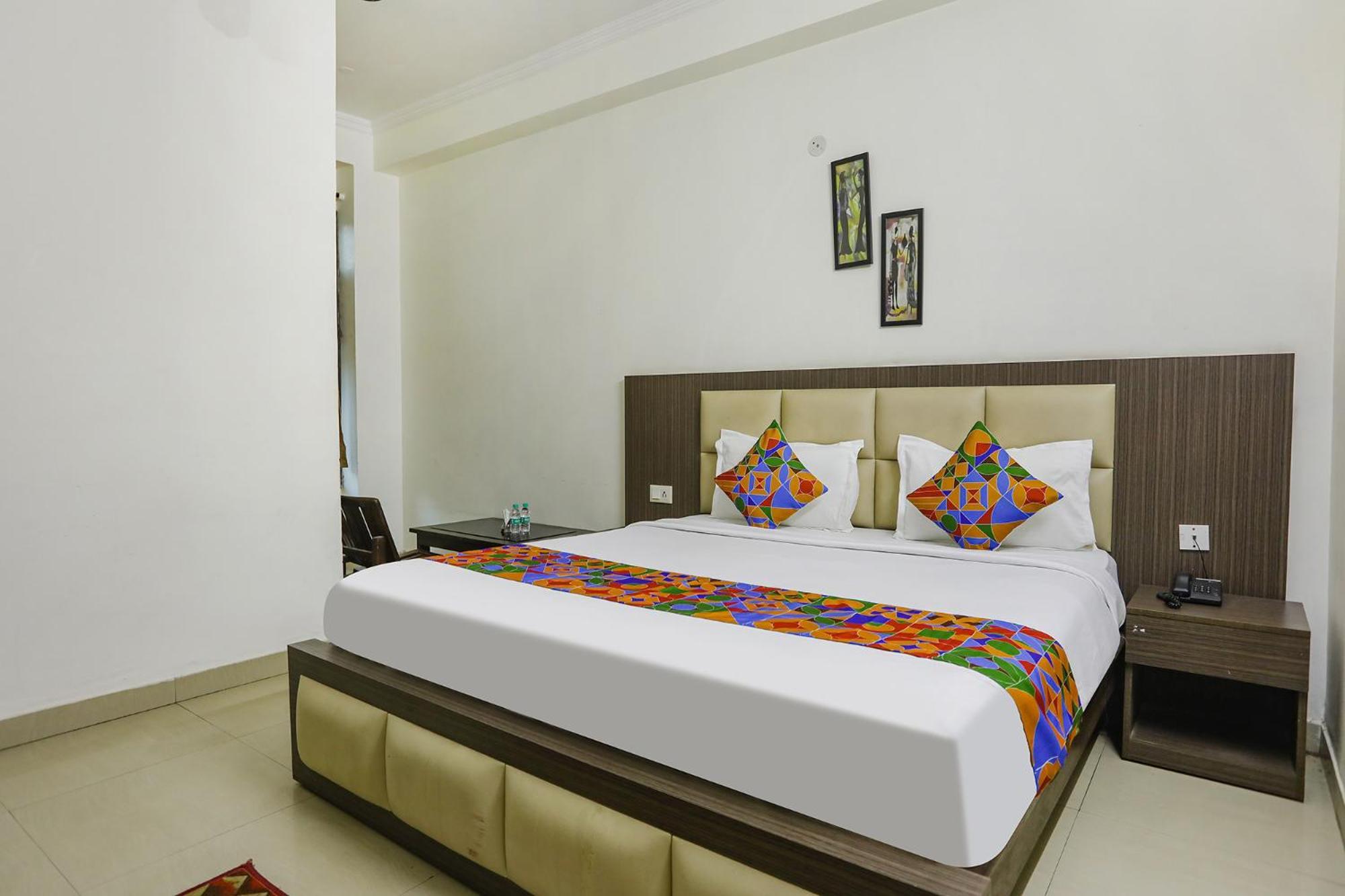 Fabhotel Corporate Stay نويدا المظهر الخارجي الصورة